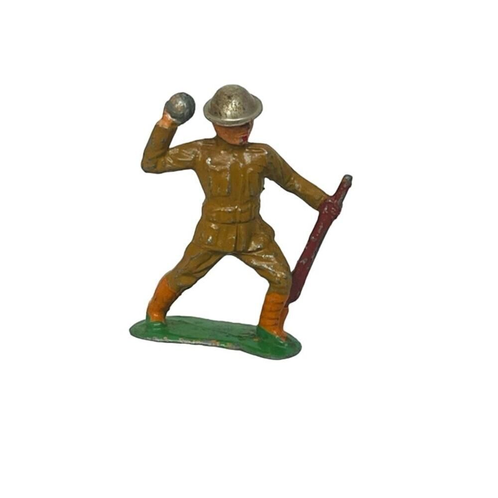 Barclay Manoil Soldier Grenade Bomb Thrower WW1 Lead